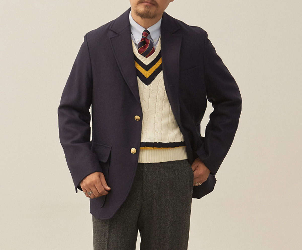 Lookbook photo of a modern silhouette sack jacket released by the brand Renacts.