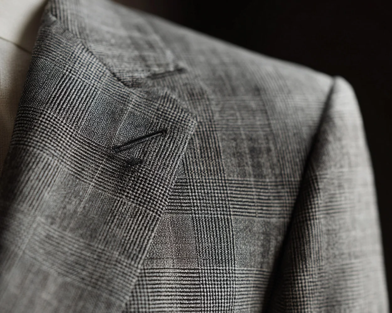 British tailored Glen Check Blazer with a structured classic fit — built-up shoulder, slight rope, defined silhouette