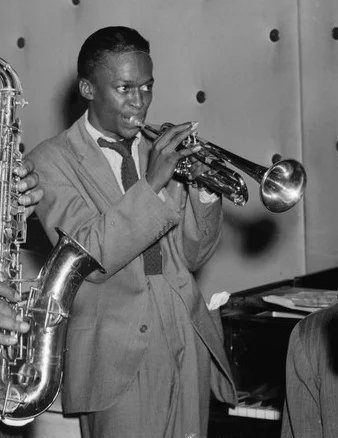 Andover Shop history: Miles Davis at the Three Deuces, New York City, 1947 — photographed by William Gottlieb. Davis was a longtime Andover Shop customer and friend of Charlie Davidson