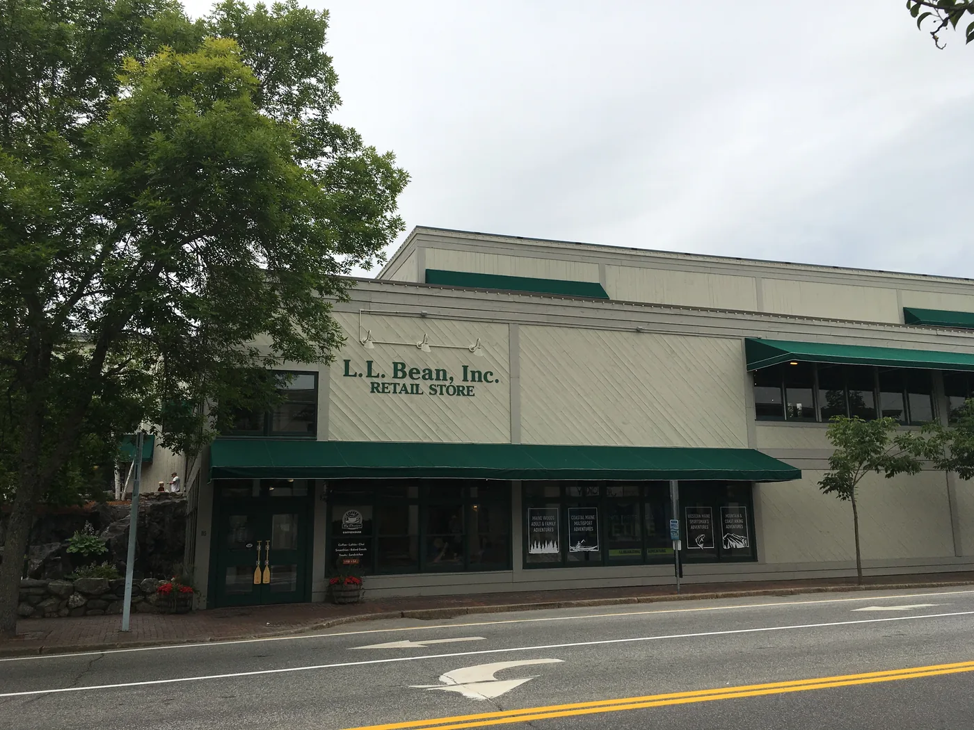 L.L. Bean first store in Freeport, Maine — L.L. Bean history origins