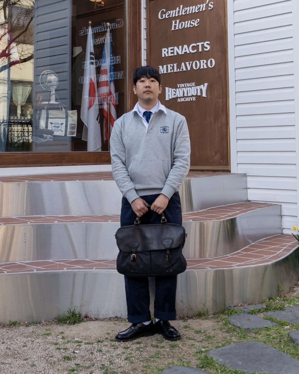 Sporty Meets Classic: Rugby Collar Look featuring rugby collar sweatshirt outfit - look 3