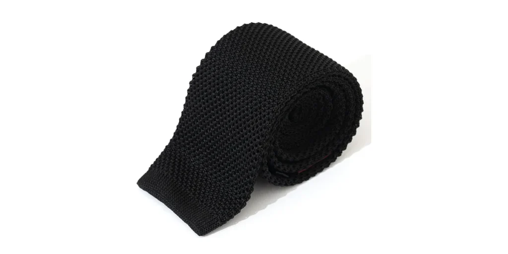 Knit Tie Guide: Weave, Width, and Why It Works