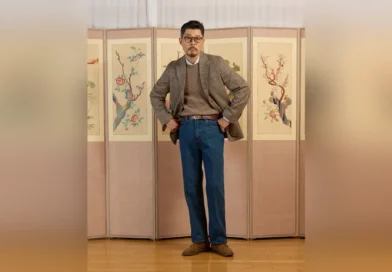 Sport coat outfits thumbnail — Renacts Abraham Moon Glen Check Tweed Sack Cut Blazer with crewneck cable knit OCBD denim and suede derby on a hanok screen backdrop