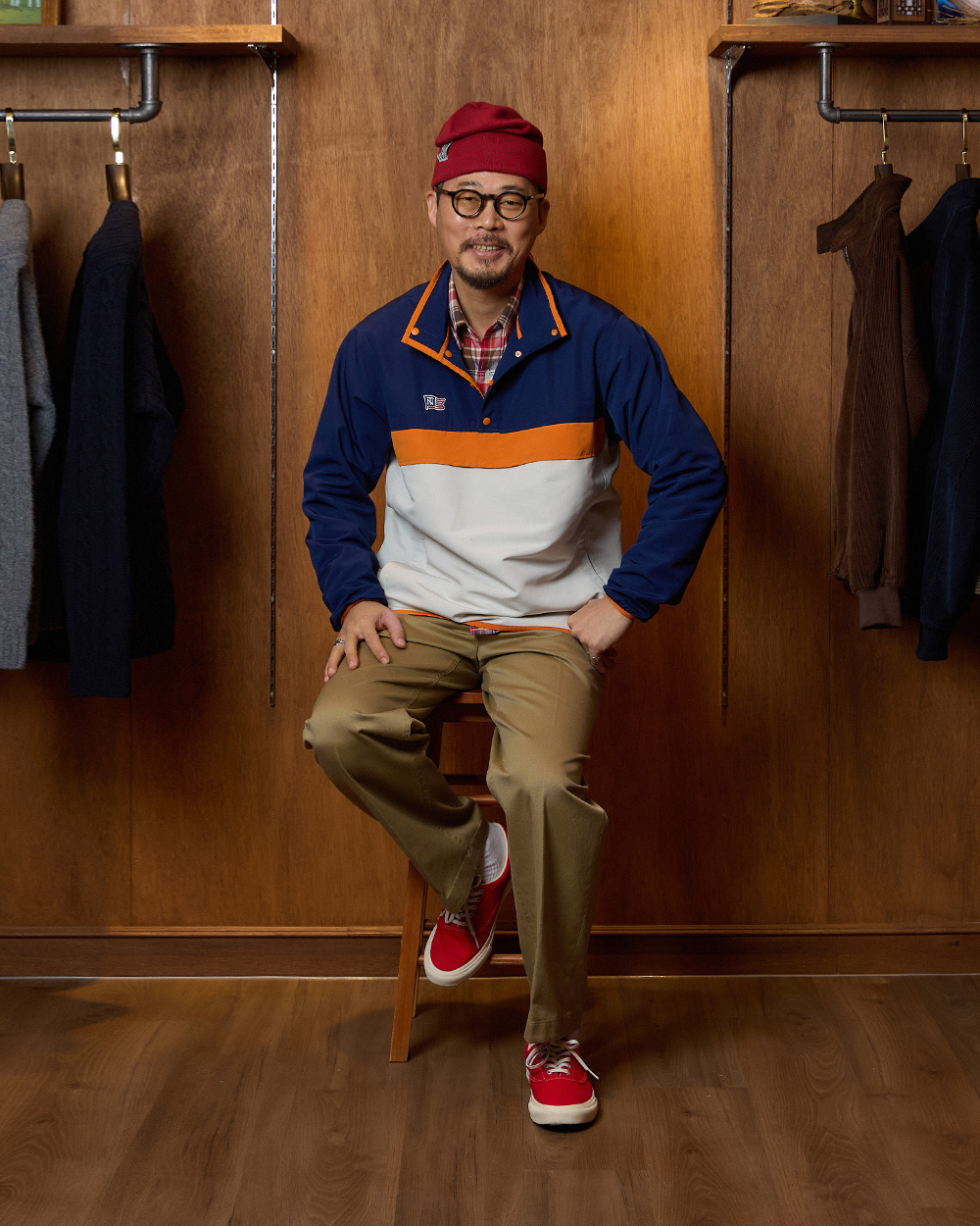 New trad anorak pullover with khaki chinos — modern ivy outerwear for Seoul winters