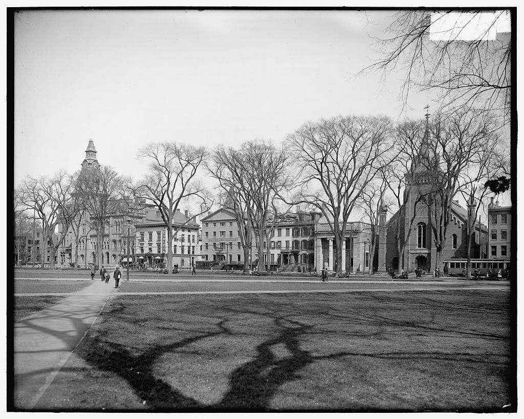 Gant history begins in New Haven: the New Haven Green seen from Chapel and Temple Streets, circa 1900 to 1915, Detroit Publishing Company photograph